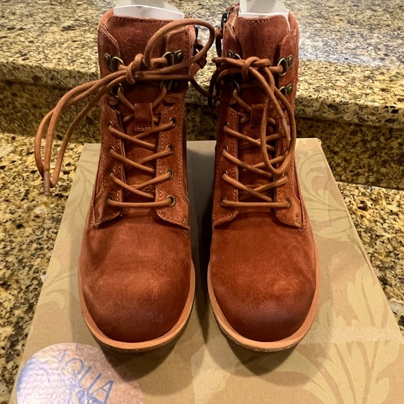 Sofft Baxter Redwood Orangish Tan Suede Hiking Combat Boots Side Zip Size 6 Box - Picture 3 of 10